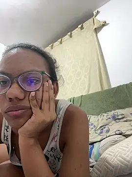 Snapshot of Valen1800 chatting on February 6, 2026, 1:56 am Valen1800 online show from February 6, 2026, 1:56 am