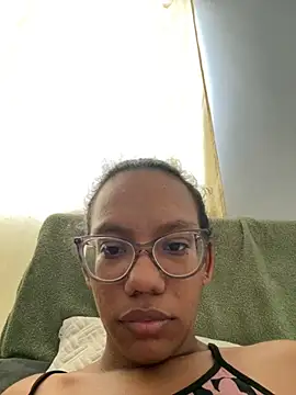 Valen1800 online show from October 24, 2025, 8:08 pm