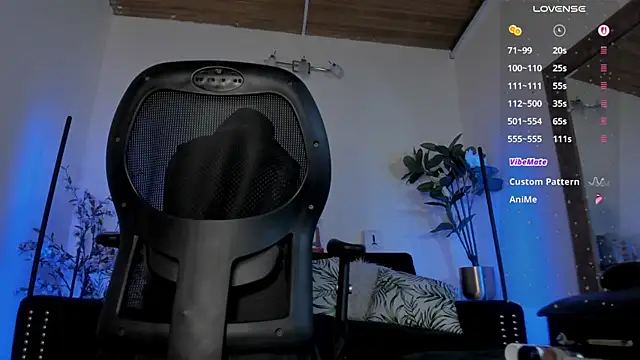 Snapshot of tyler_jones_ chatting on April 3, 2026, 5:58 am tyler jones online show from April 3, 2026, 5:58 am