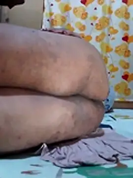 Snapshot of Huge_mama69 chatting on May 12, 2026, 7:09 pm Huge mama69 online show from May 12, 2026, 7:09 pm
