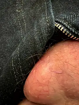 Snapshot of adaxxxx555 chatting on January 11, 2026, 1:45 am adaxxxx555 online show from January 11, 2026, 1:45 am