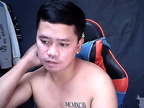 sweet sexyasian69 online show from May 6, 2026, 9:52 pm