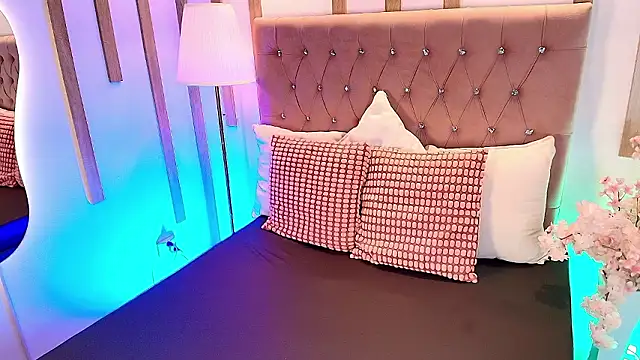 Snapshot of OzorioDany chatting on March 15, 2026, 3:35 am OzorioDany online show from March 15, 2026, 3:35 am