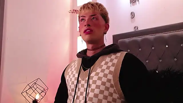 OzorioDany online show from September 19, 2025, 3:21 am