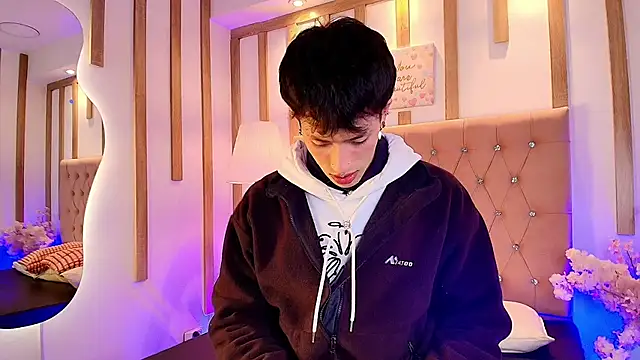 Snapshot of OzorioDany chatting on March 20, 2026, 4:02 am OzorioDany online show from March 20, 2026, 4:02 am