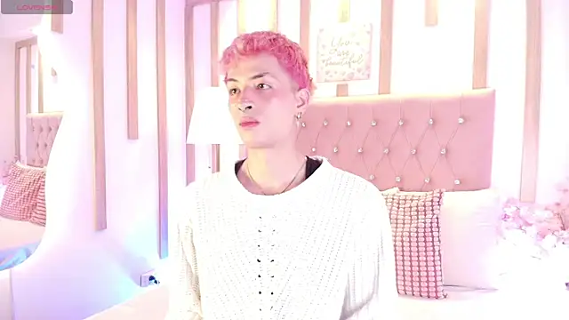 Snapshot of OzorioDany chatting on April 9, 2026, 4:03 am OzorioDany online show from April 9, 2026, 4:03 am