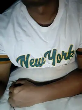 night  wolf online show from April 16, 2026, 12:44 am