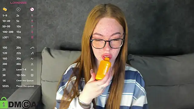 Roxy Sunnny online show from September 14, 2025, 8:26 am