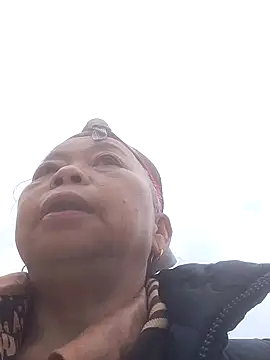 Snapshot of VangLe73 chatting on January 11, 2026, 7:59 am VangLe73 online show from January 11, 2026, 7:59 am