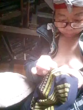 Snapshot of VangLe73 chatting on February 3, 2026, 6:22 am VangLe73 online show from February 3, 2026, 6:22 am