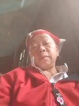 VangLe73 online show from October 24, 2025, 3:05 am