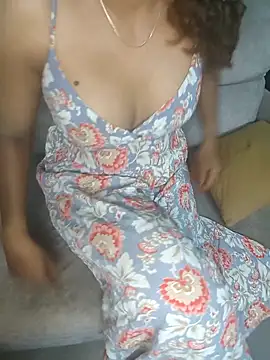 Snapshot of Tamilpallavi chatting on April 27, 2026, 11:47 pm Tamilpallavi online show from April 27, 2026, 11:47 pm