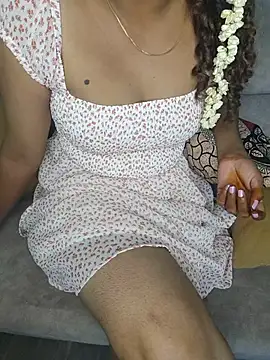 Snapshot of Tamilpallavi chatting on June 23, 2026, 11:19 am Tamilpallavi online show from June 23, 2026, 11:19 am