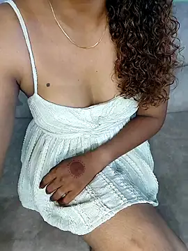 Snapshot of Tamilpallavi chatting on May 6, 2026, 10:41 am Tamilpallavi online show from May 6, 2026, 10:41 am