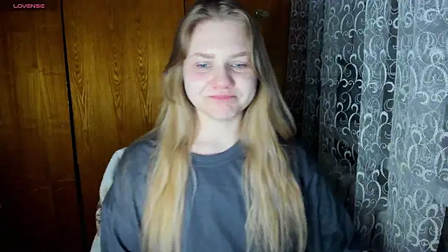 AlinaMors online show from February 5, 2026, 10:49 pm