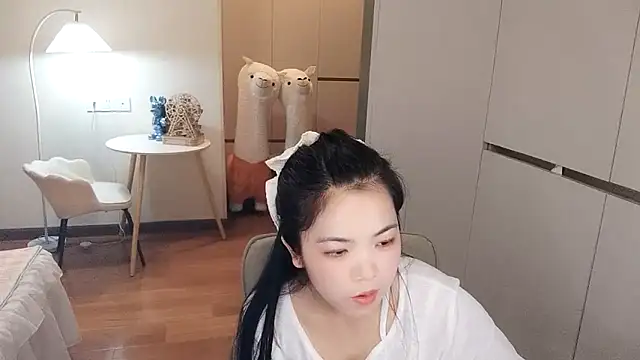 Snapshot of XiaoAnQi chatting on September 20, 2025, 12:10 pm XiaoAnQi online show from September 20, 2025, 12:10 pm