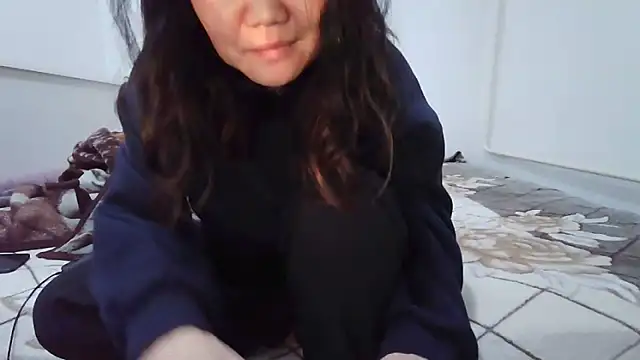 Snapshot of sakuradelreina chatting on March 13, 2026, 5:40 pm sakuradelreina online show from March 13, 2026, 5:40 pm