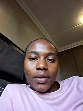 Snapshot of Unique05 chatting on November 22, 2025, 6:56 am Unique05 online show from November 22, 2025, 6:56 am