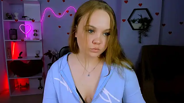 Snapshot of keri_ti chatting on June 3, 2026, 7:18 pm keri ti online show from June 3, 2026, 7:18 pm