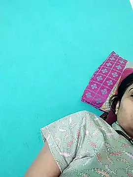 Snapshot of Soniya_Roy chatting on November 7, 2025, 5:06 pm Soniya Roy online show from November 7, 2025, 5:06 pm