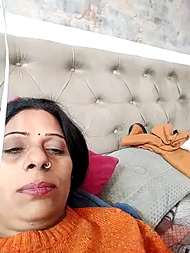 Snapshot of Soniya_Roy chatting on November 11, 2025, 8:31 am Soniya Roy online show from November 11, 2025, 8:31 am