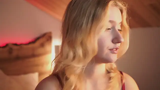 Nerissa xo online show from November 28, 2025, 8:31 pm