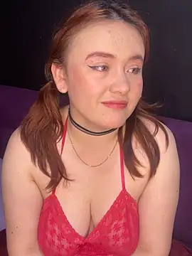 Snapshot of AliaMiller_ chatting on November 9, 2025, 3:16 pm AliaMiller online show from November 9, 2025, 3:16 pm