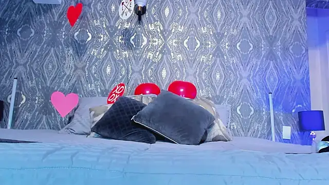 MartinaRizzi online show from February 10, 2026, 8:30 pm