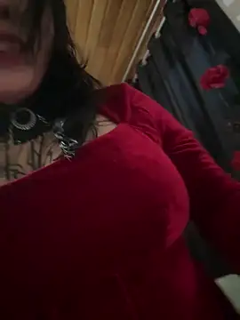 Snapshot of Kitty_yukimura chatting on October 7, 2025, 10:44 pm Kitty yukimura online show from October 7, 2025, 10:44 pm