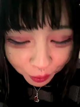 Snapshot of Kitty_yukimura chatting on October 15, 2025, 9:23 pm Kitty yukimura online show from October 15, 2025, 9:23 pm