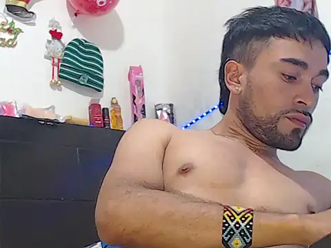 Snapshot of Npga96 chatting on December 21, 2025, 9:59 pm Npga96 online show from December 21, 2025, 9:59 pm