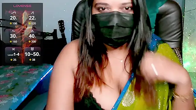 Snapshot of darling_devil chatting on July 9, 2026, 6:18 pm darling devil online show from July 9, 2026, 6:18 pm