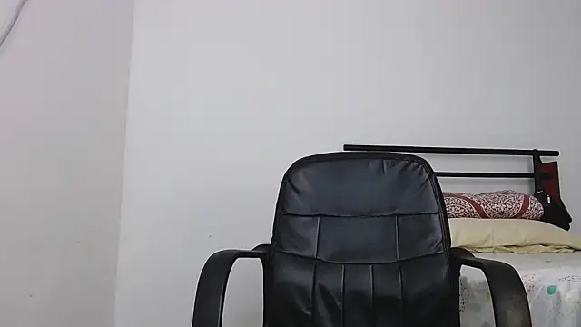 vincentjaxon online show from November 20, 2025, 10:27 am