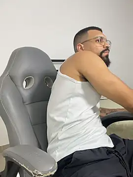 vincentjaxon online show from March 5, 2026, 6:15 pm