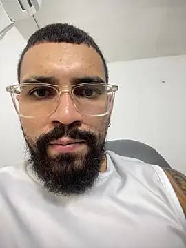 vincentjaxon online show from February 27, 2026, 7:35 pm