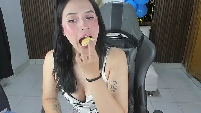 Snapshot of Anna17_ chatting on October 11, 2025, 11:11 am Anna17 online show from October 11, 2025, 11:11 am