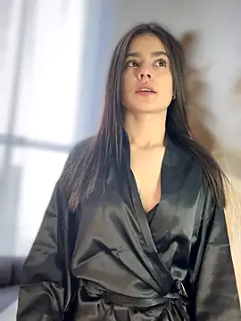 Snapshot of Sofi_Leal chatting on November 7, 2025, 11:48 am Sofi Leal online show from November 7, 2025, 11:48 am