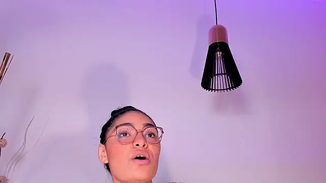 LunaAspen  online show from April 11, 2026, 6:11 pm