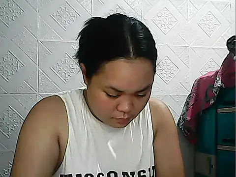 Snapshot of CreamyPussy4uxx chatting on January 13, 2026, 1:37 pm CreamyPussy4uxx online show from January 13, 2026, 1:37 pm