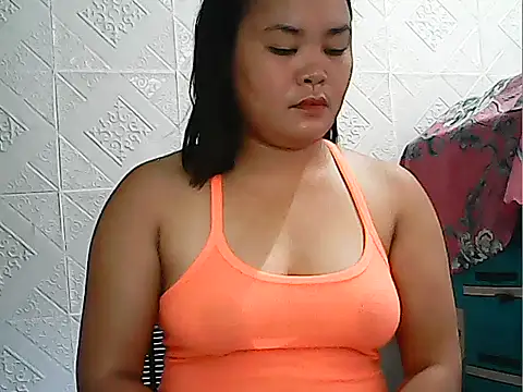 Snapshot of CreamyPussy4uxx chatting on May 16, 2026, 12:53 am CreamyPussy4uxx online show from May 16, 2026, 12:53 am