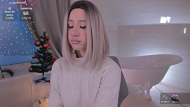 Necucub online show from December 17, 2025, 2:38 am