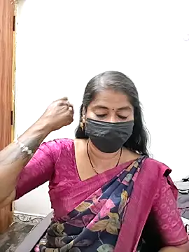 Snapshot of tamil_Sigappu_Roja chatting on March 9, 2026, 12:52 pm tamil Sigappu Roja online show from March 9, 2026, 12:52 pm