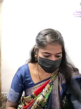 Snapshot of tamil_Sigappu_Roja chatting on November 6, 2025, 12:47 am tamil Sigappu Roja online show from November 6, 2025, 12:47 am