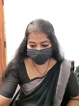 Snapshot of tamil_Sigappu_Roja chatting on April 8, 2026, 1:18 am tamil Sigappu Roja online show from April 8, 2026, 1:18 am