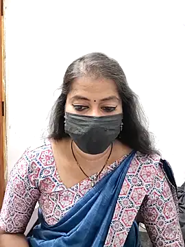 Snapshot of tamil_Sigappu_Roja chatting on April 3, 2026, 1:01 am tamil Sigappu Roja online show from April 3, 2026, 1:01 am