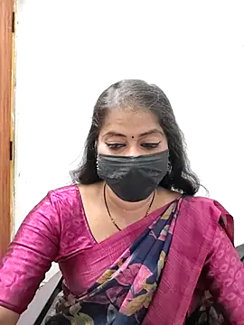 Snapshot of tamil_Sigappu_Roja chatting on April 6, 2026, 12:39 am tamil Sigappu Roja online show from April 6, 2026, 12:39 am