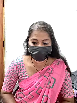 Snapshot of tamil_Sigappu_Roja chatting on April 21, 2026, 12:45 am tamil Sigappu Roja online show from April 21, 2026, 12:45 am