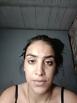 Snapshot of Bigtiti01 chatting on May 6, 2026, 7:29 pm Bigtiti01 online show from May 6, 2026, 7:29 pm