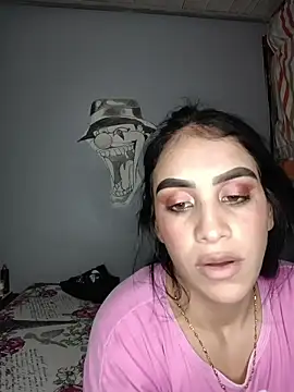 Snapshot of Bigtiti01 chatting on March 24, 2026, 2:11 am Bigtiti01 online show from March 24, 2026, 2:11 am