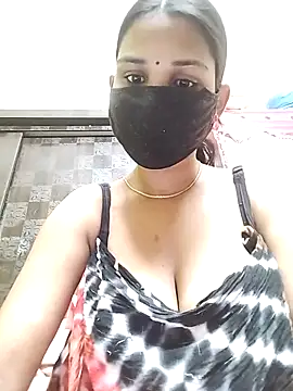 Snapshot of Devi-with-Ram chatting on February 7, 2026, 7:49 am Devi-with-Ram online show from February 7, 2026, 7:49 am